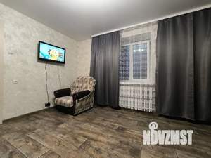 1-к квартира, посуточно, 38м2, 8/10 этаж