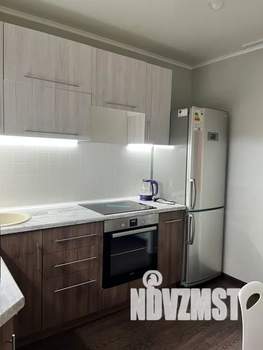 1-к квартира, посуточно, 38м2, 13/18 этаж