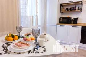 1-к квартира, посуточно, 40м2, 5/17 этаж