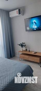 Студия квартира, посуточно, 20м2, 12/18 этаж