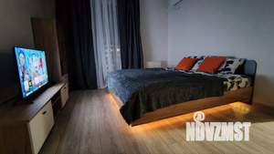 1-к квартира, посуточно, 35м2, 16/18 этаж