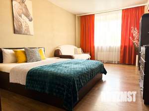 1-к квартира, посуточно, 43м2, 7/17 этаж