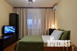 1-к квартира, посуточно, 41м2, 7/10 этаж