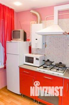 1-к квартира, посуточно, 44м2, 1/1 этаж