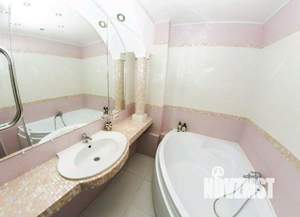 1-к квартира, посуточно, 54м2, 1/1 этаж