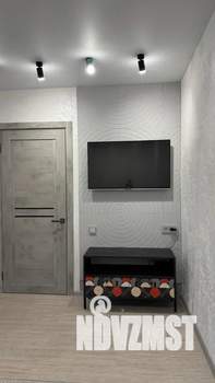 1-к квартира, посуточно, 38м2, 1/17 этаж