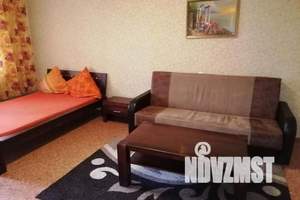 1-к квартира, посуточно, 42м2, 7/17 этаж