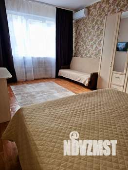 1-к квартира, посуточно, 45м2, 2/16 этаж