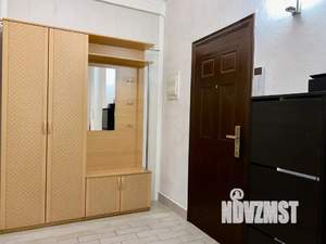 Студия квартира, посуточно, 54м2, 1/5 этаж