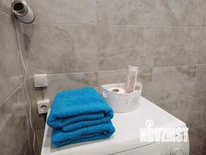 1-к квартира, посуточно, 40м2, 21/25 этаж