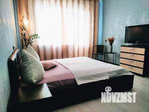 1-к квартира, посуточно, 40м2, 7/10 этаж