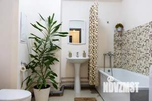 Студия квартира, посуточно, 35м2, 5/25 этаж