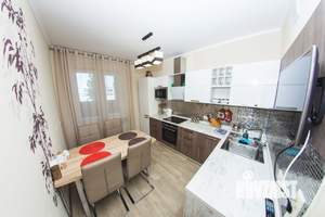 1-к квартира, посуточно, 41м2, 4/15 этаж