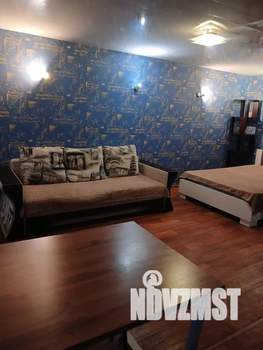 Студия квартира, посуточно, 35м2, 3/5 этаж