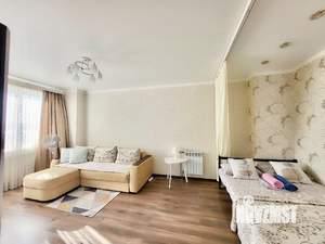 1-к квартира, посуточно, 50м2, 1/1 этаж