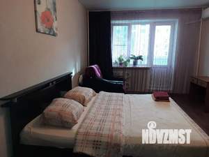 1-к квартира, посуточно, 40м2, 6/10 этаж