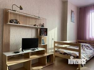 1-к квартира, посуточно, 35м2, 8/18 этаж