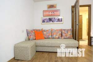 1-к квартира, посуточно, 42м2, 3/9 этаж