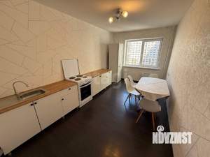 3-к квартира, на длительный срок, 81м2, 10/17 этаж