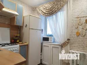 2-к квартира, посуточно, 47м2, 1/1 этаж