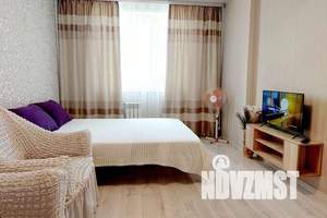 1-к квартира, посуточно, 32м2, 7/16 этаж