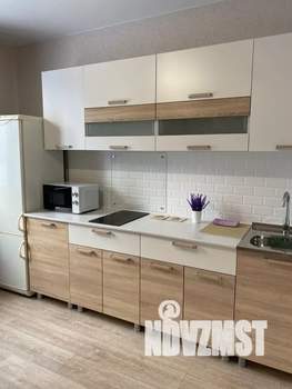 1-к квартира, посуточно, 39м2, 8/17 этаж