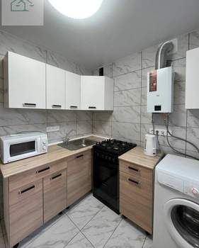 3-к квартира, на длительный срок, 90м2, 4/5 этаж