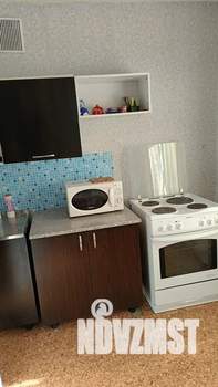 1-к квартира, посуточно, 36м2, 7/10 этаж