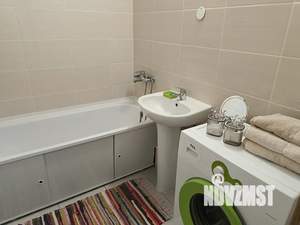 2-к квартира, посуточно, 59м2, 7/17 этаж