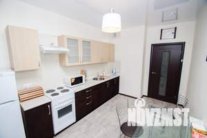 1-к квартира, посуточно, 43м2, 11/16 этаж