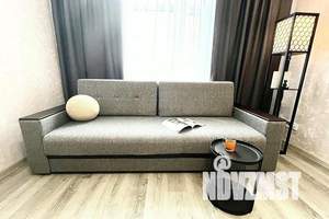 1-к квартира, посуточно, 42м2, 5/6 этаж