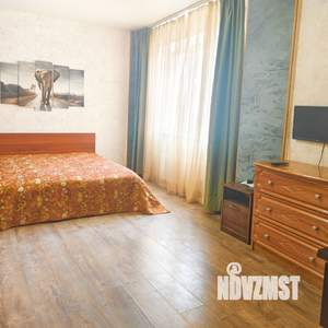 1-к квартира, посуточно, 52м2, 2/17 этаж