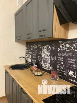 Студия квартира, посуточно, 35м2, 5/25 этаж