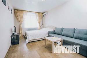 1-к квартира, посуточно, 40м2, 10/17 этаж