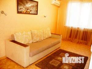 2-к квартира, посуточно, 50м2, 1/1 этаж