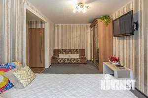 1-к квартира, посуточно, 40м2, 1/1 этаж