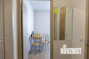 1-к квартира, посуточно, 38м2, 13/15 этаж