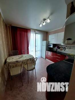 1-к квартира, посуточно, 40м2, 10/17 этаж