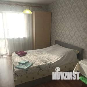 Студия квартира, посуточно, 30м2, 5/17 этаж