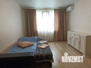 1-к квартира, посуточно, 37м2, 13/17 этаж