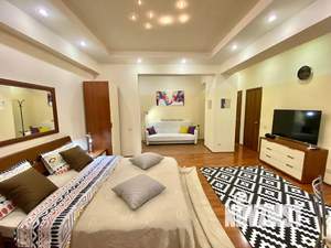 Студия квартира, посуточно, 48м2, 3/6 этаж