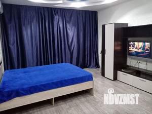 1-к квартира, посуточно, 42м2, 5/13 этаж