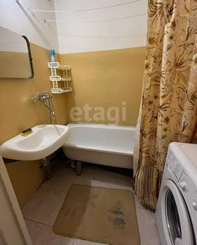 1-к квартира, на длительный срок, 42м2, 4/10 этаж