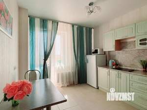 1-к квартира, посуточно, 37м2, 1/1 этаж