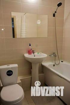 1-к квартира, посуточно, 38м2, 1/1 этаж