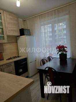 3-к квартира, вторичка, 68м2, 1/10 этаж