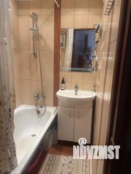 3-к квартира, вторичка, 58м2, 1/5 этаж