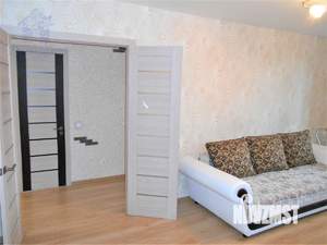 2-к квартира, вторичка, 61м2, 12/12 этаж