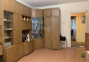 3-к квартира, вторичка, 74м2, 1/10 этаж