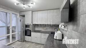 2-к квартира, вторичка, 60м2, 12/17 этаж
